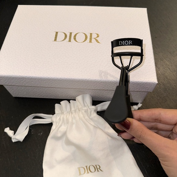 DIOR Eyelash Curler w/ DIOR pouch and box included!